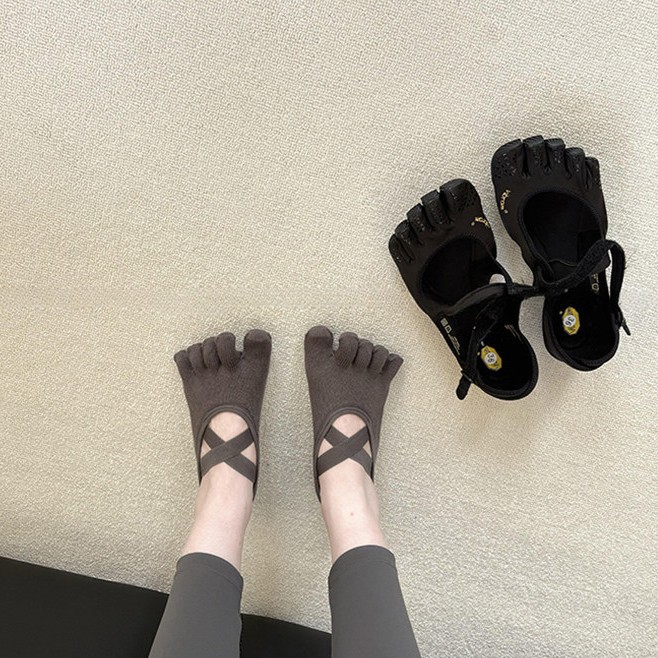 Женские носки для йоги с перек – обзор и цена Pilates Yoga Grip Socks