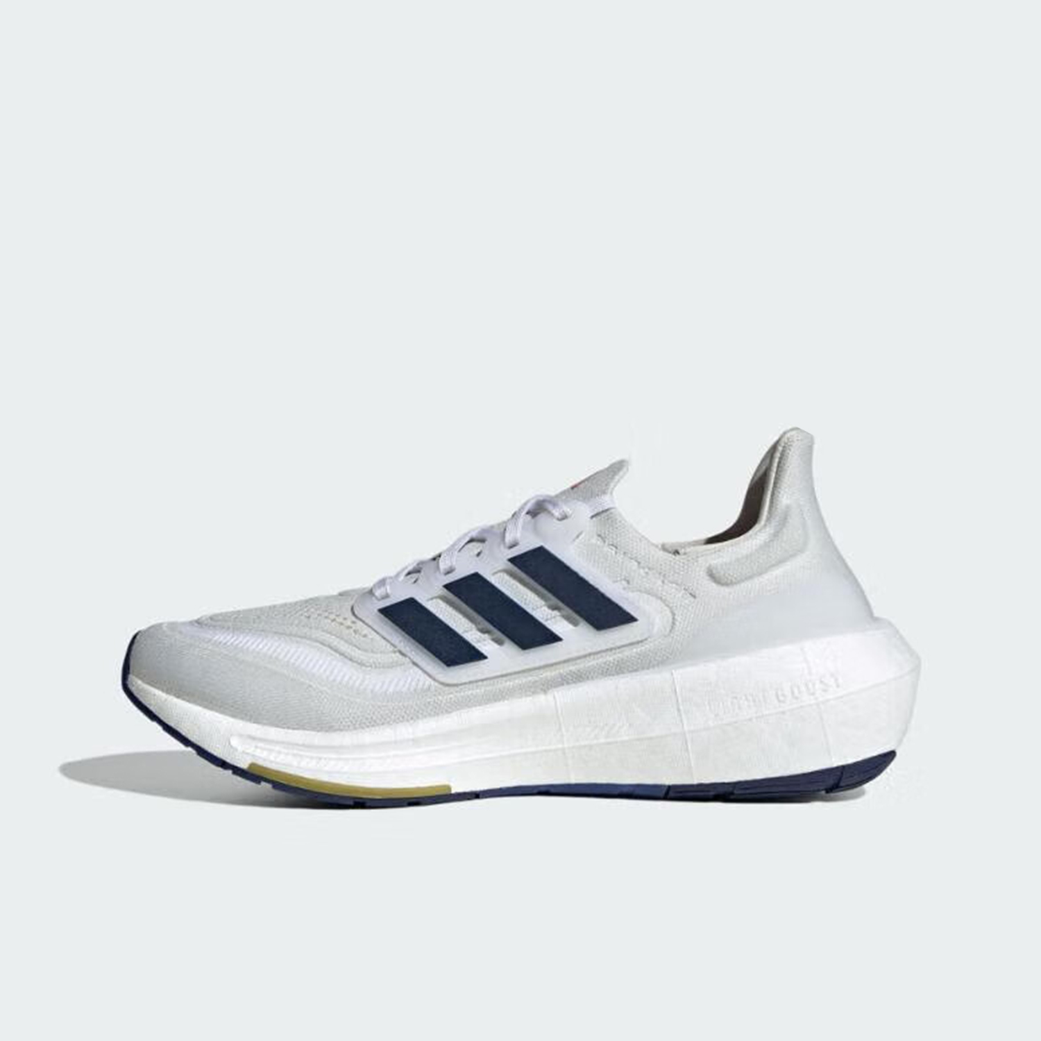 Оригинальные мужские кроссовки – обзор и цена Adidas Shoes Ultraboost Light